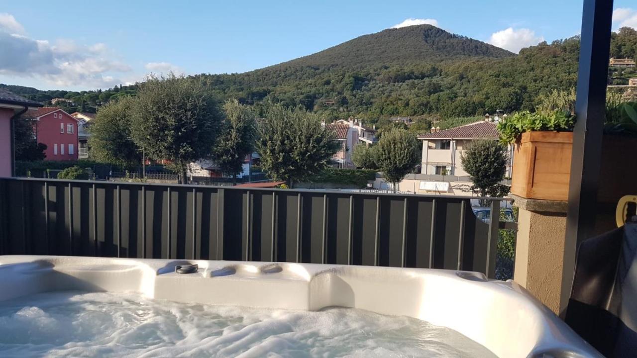 Casa Vacanze I Melograni Trevignano Romano Ngoại thất bức ảnh
